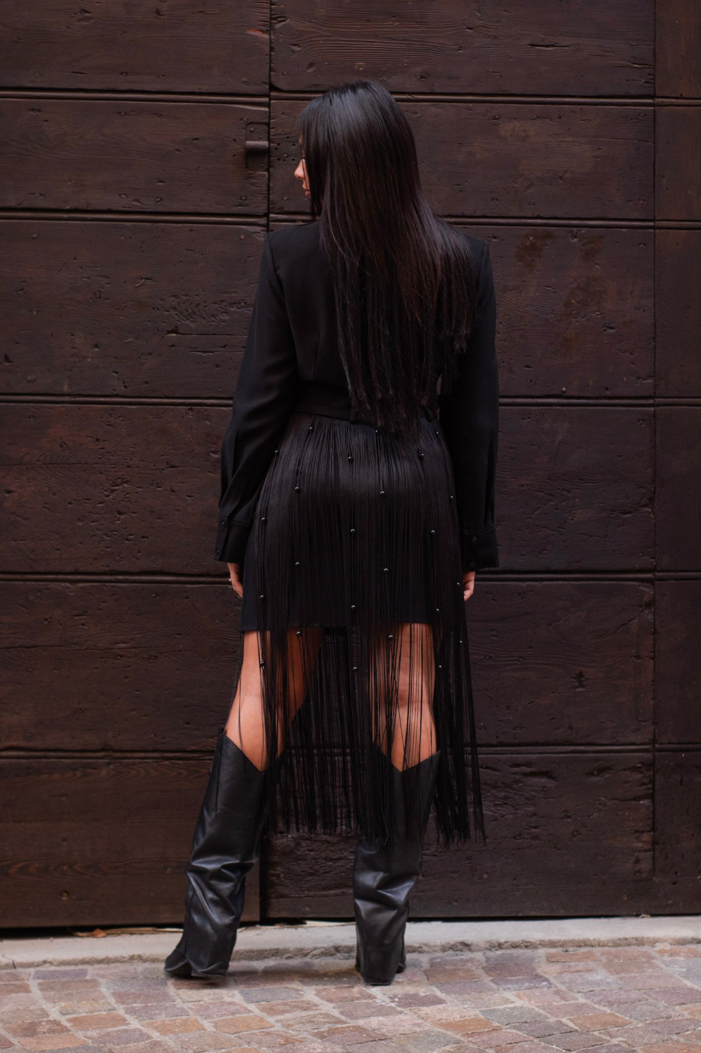 Abito Chemisier con cintura di frange e perle nero Isabelle Blanche