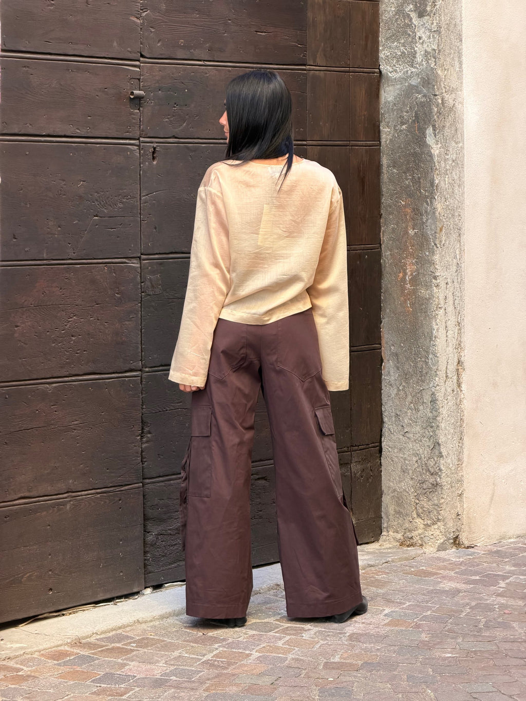 Pantalone con tasche caffè ￼