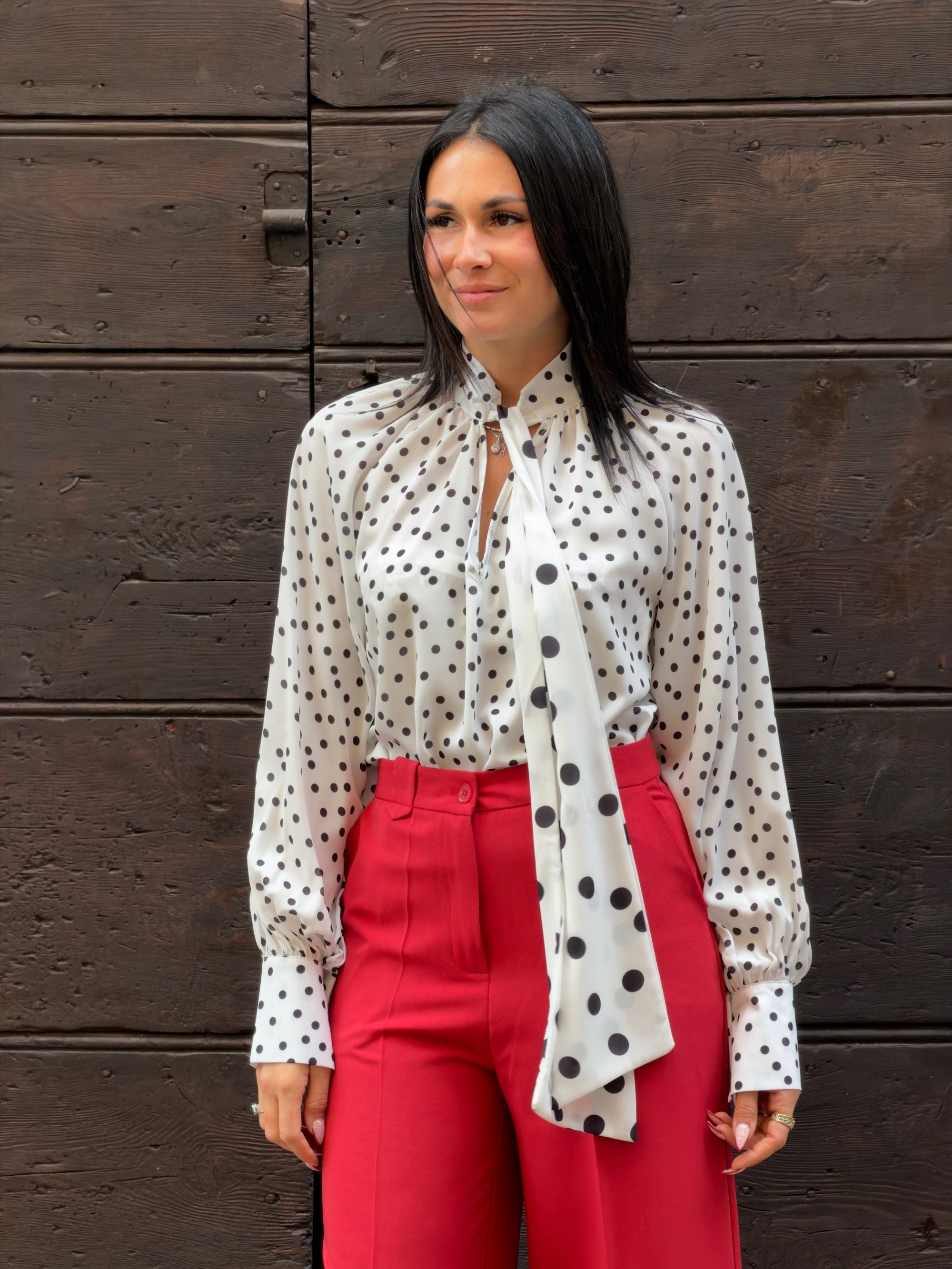 Blusa fiocco pois bianco e nero