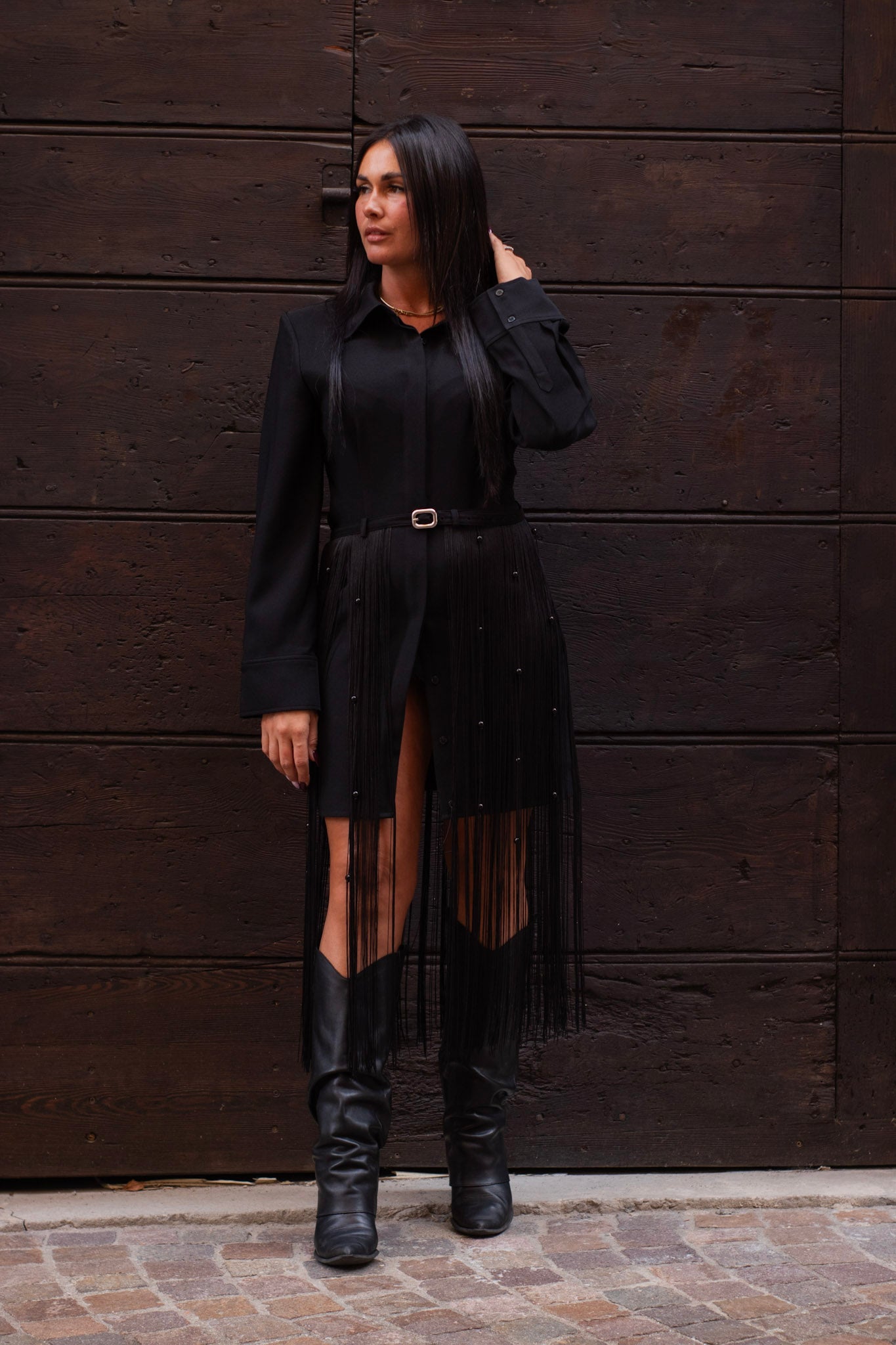 Abito Chemisier con cintura di frange e perle nero Isabelle Blanche